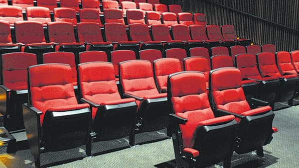 Teatro argentino en crisis: qué está en riesgo con el último decreto del gobierno nacional