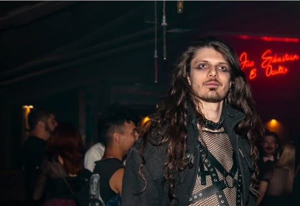 Una primavera oscura en pleno microcentro de Mendoza es posible con esta súper fiesta gótica